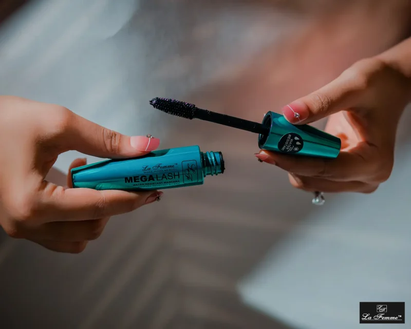 Mega Lash Mascara - Image 4