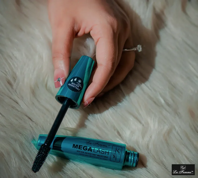 Mega Lash Mascara - Image 2